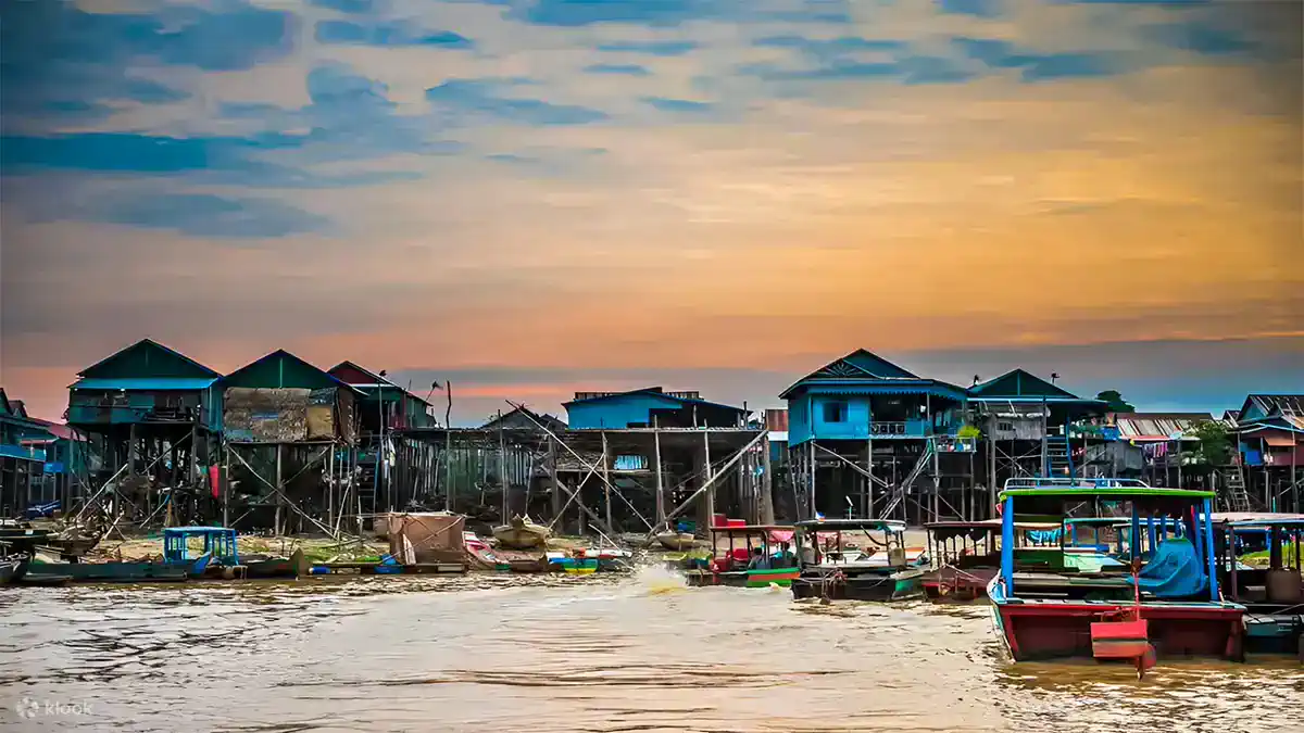 Kampong Phluk Floating Village